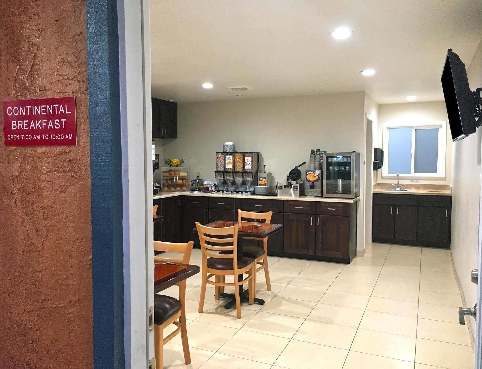 Good Living Inn San Carlos Εξωτερικό φωτογραφία